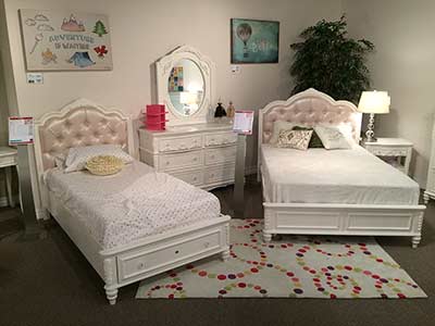 Traditional Kids Bedroom CO 078