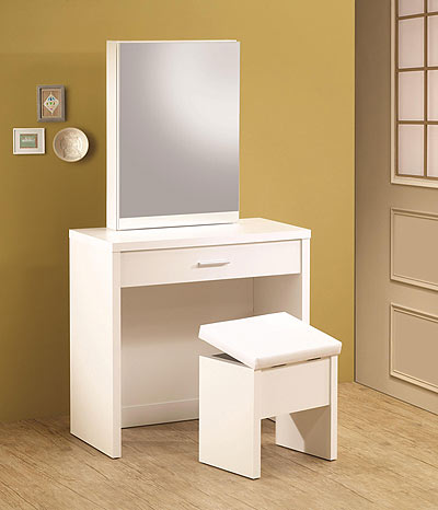 White Vanity CO 290